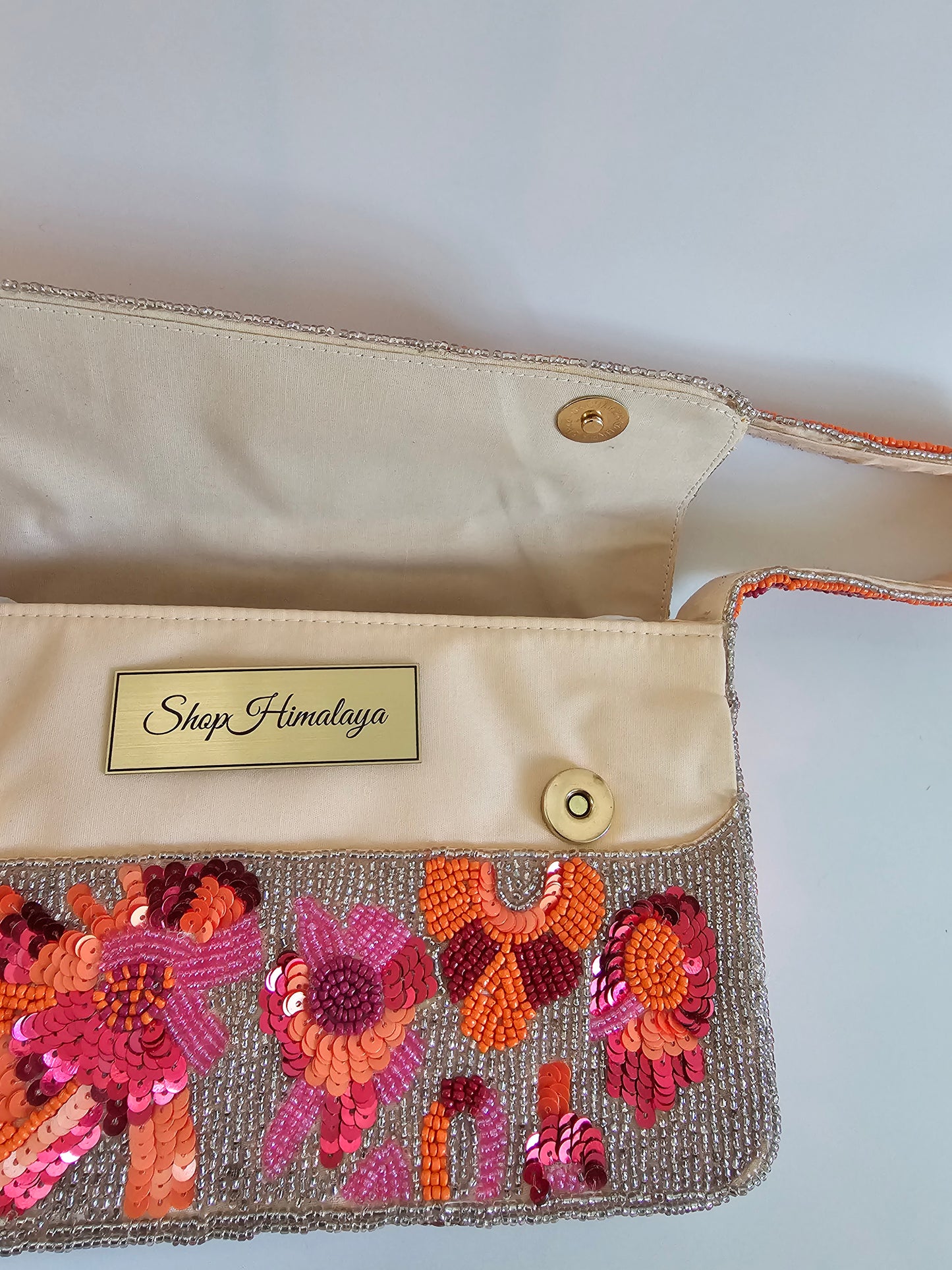 Artisanal Floral Beaded Handbag - Vibrant Evening Bag, Pink & Coral Flower Evening Purse, Boho Chic Artisanal Clutch, Beige Seed Bead Clutch with Flowers