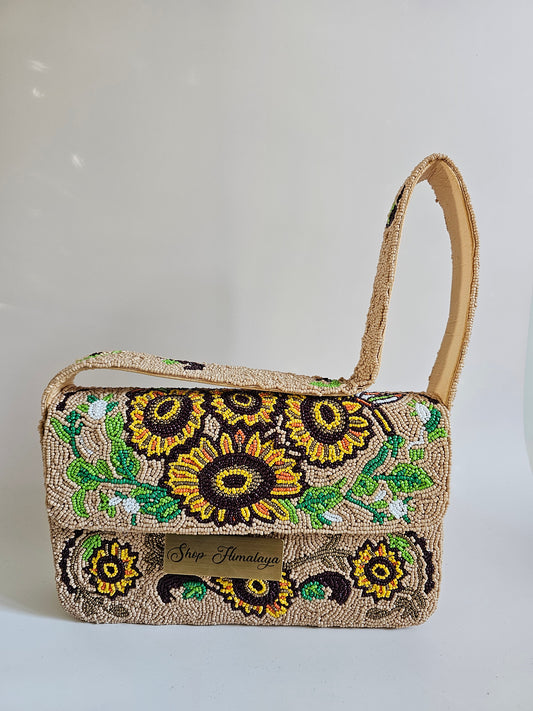 Handmade Beaded Sunflower Clutch, Artisan Floral Shoulder Bag, Sunflower beaded bag, Brown and yellow beaded clutch
