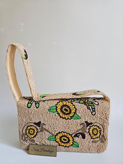 Handmade Beaded Sunflower Clutch, Artisan Floral Shoulder Bag, Sunflower beaded bag, Brown and yellow beaded clutch