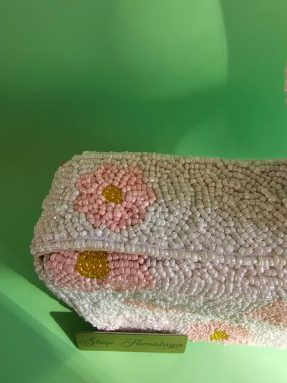 Handmade Beaded Floral Clutch Bag - Pink & White Daisy Design - Elegant Evening Shoulder Purse with Magnetic Closure